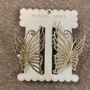 NWT Sunday State Gold and Pearl Butterfly Hair clips